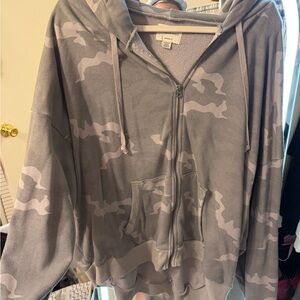 American Eagle Outfitters Gray Jegging Fit Hoodie